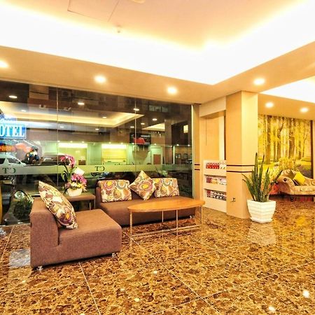 Hotel Zamburger Grand City Malacca Exterior photo