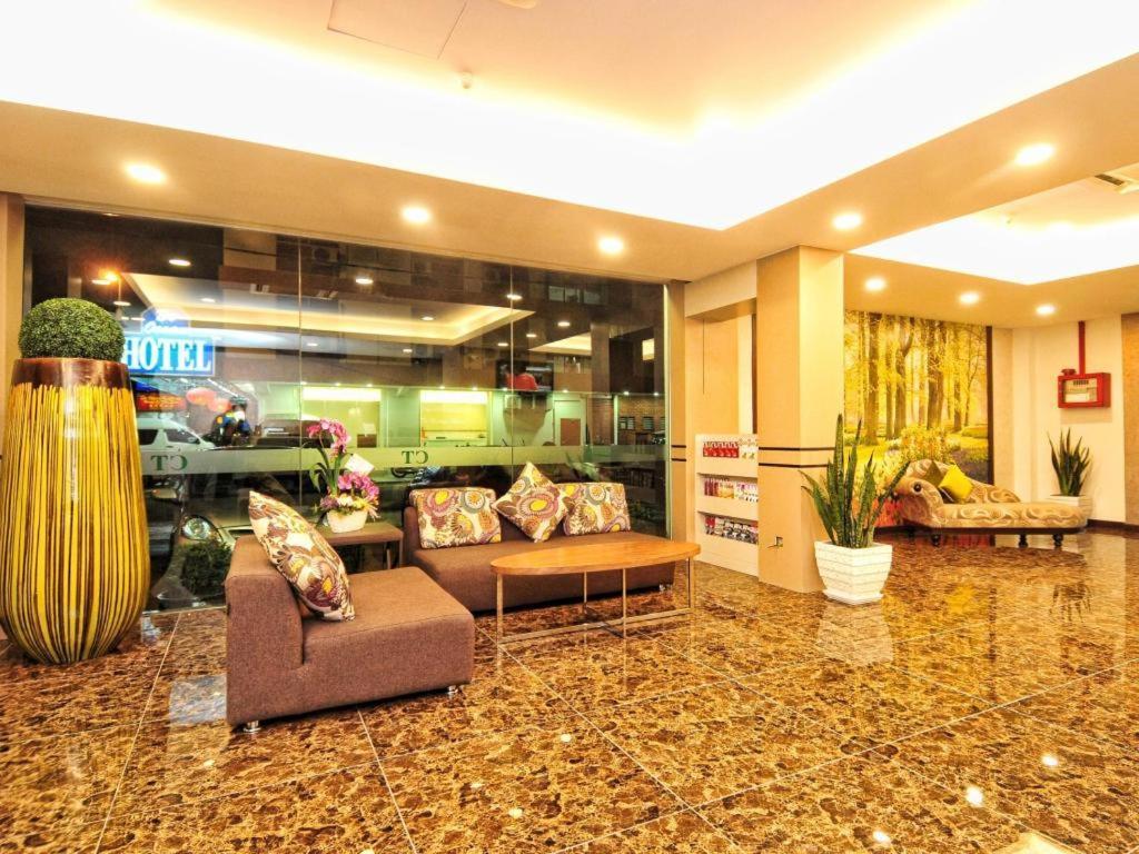 Hotel Zamburger Grand City Malacca Exterior photo
